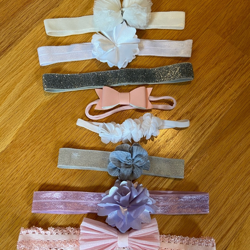 Baby girl headbands in great condition.
